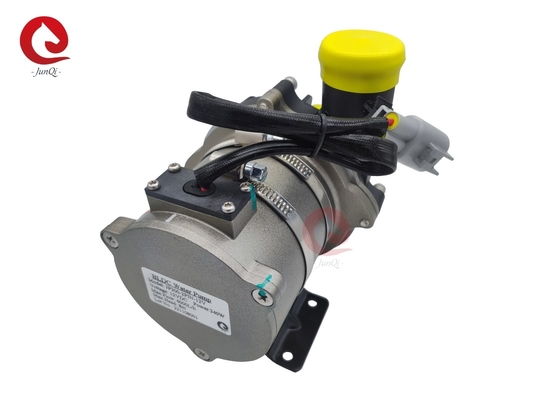 JP200-1 시리즈 12V/24V 브러쉬리스 DC 펌프 2000L/H ~ 5000L/H 흐름 범위 2 ~ 10m에서 EV 물류 트럭 냉각 주기에 들어